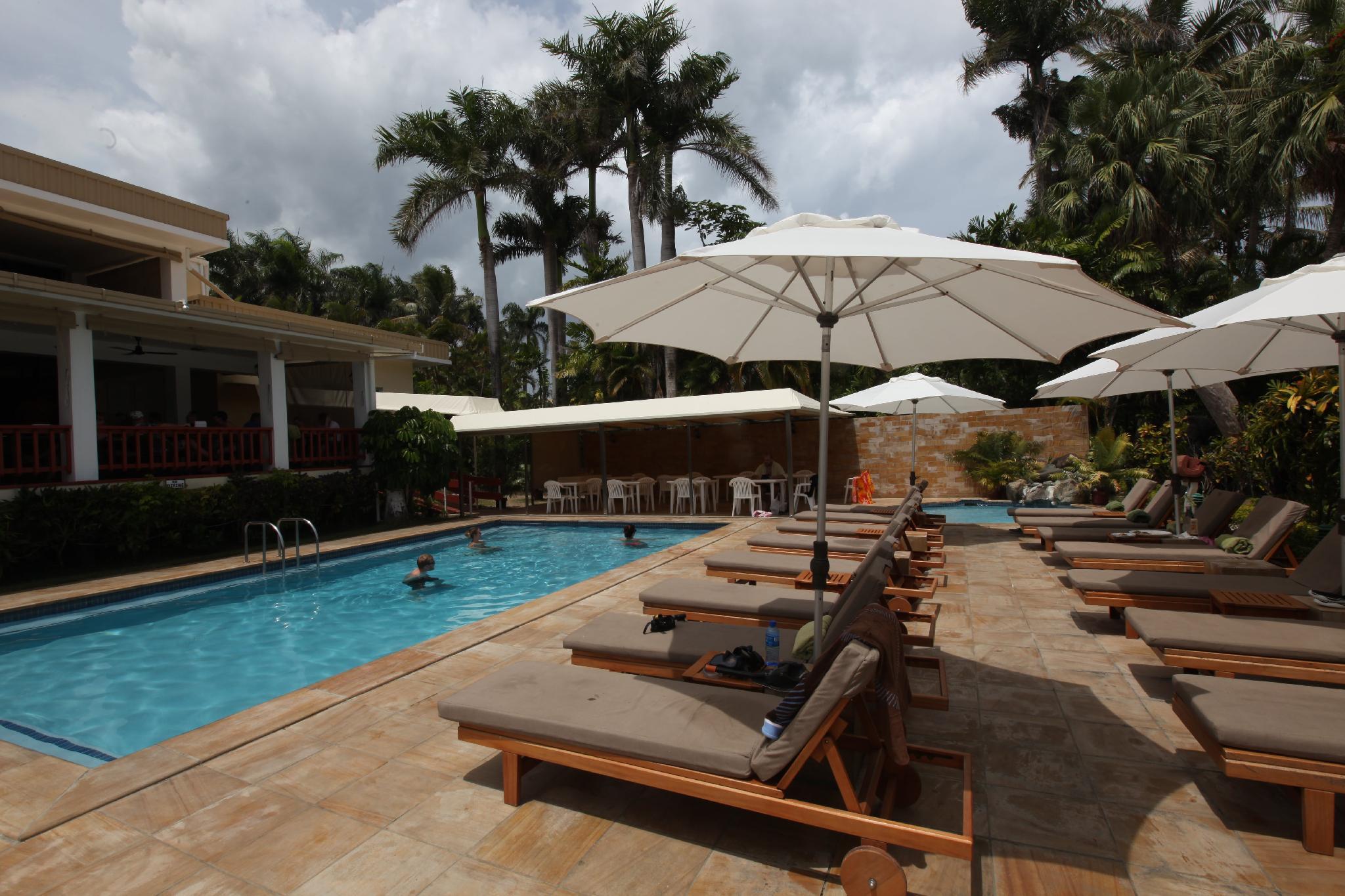 Bedarra Beach Inn Korotogo Exterior photo